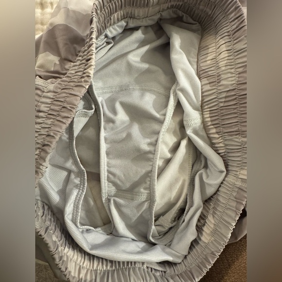 Athleta Camo Hustle 3” Short - XS - Picture 9 of 9